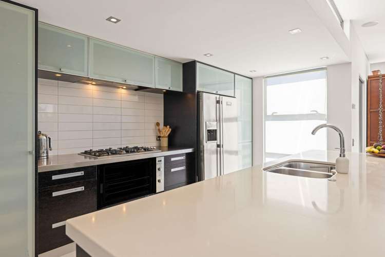19 Kilmore Street Christchurch Central_9