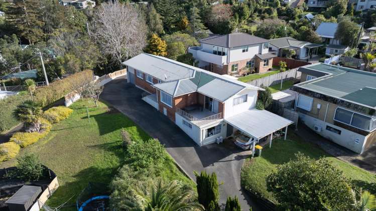 13 Marina Road Torbay_8