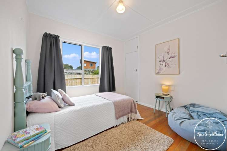 5 Regent Street Whakapirau_36