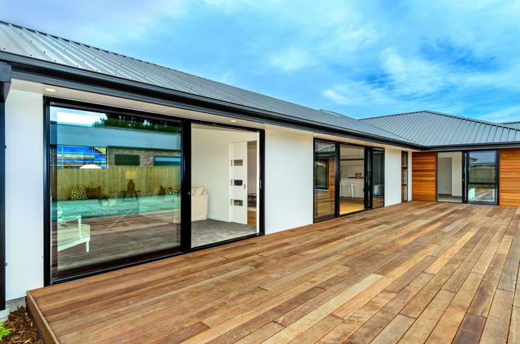 6 Soho Lane West  Melton_23