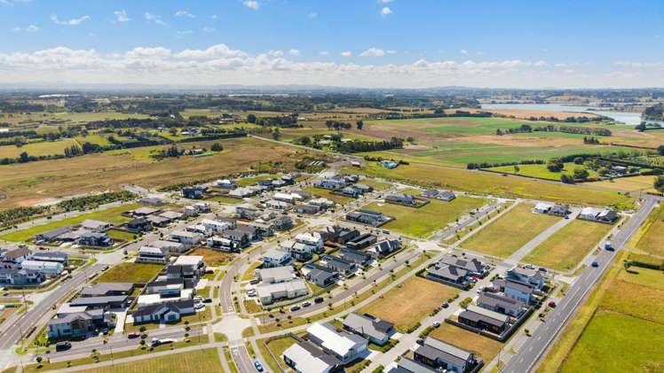 17 Uatoto Road Clarks Beach_33