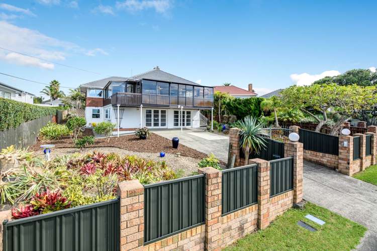 79 Seacliffe Avenue Narrow Neck_19