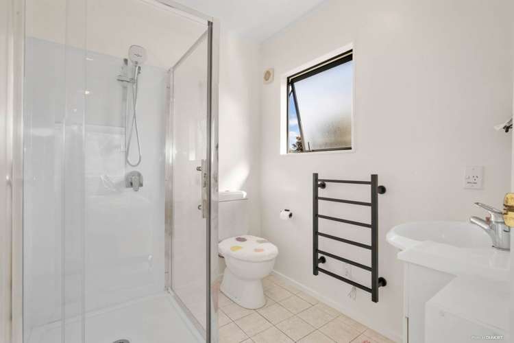 8/19 Roanoke Way Albany_14