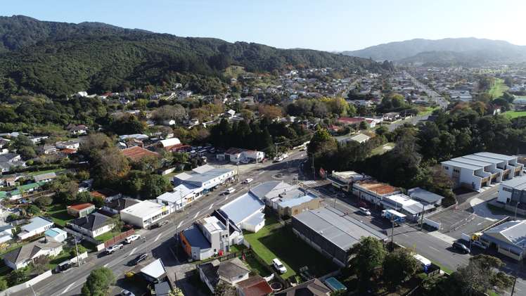 133 Main Road Wainuiomata_8