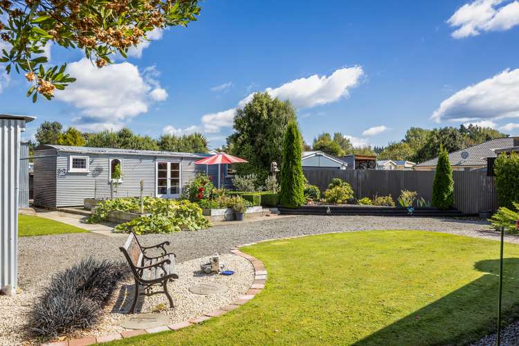 13 Pembertons Road Sefton_10