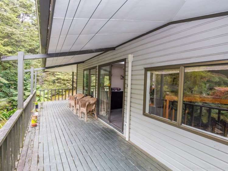 7c Tiniroa Grove Silverstream_1