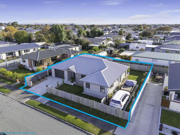 148 Derwent Crescent Glengarry_23