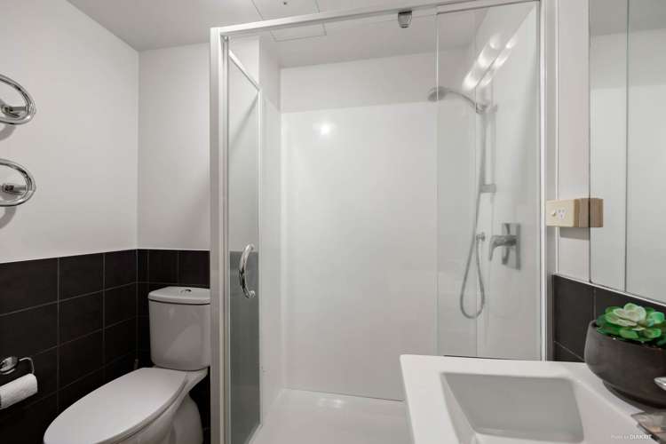 1603/96 Symonds Street Grafton_7