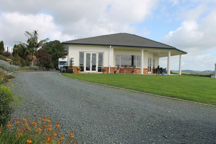 20 Meikle Road Tomarata_19