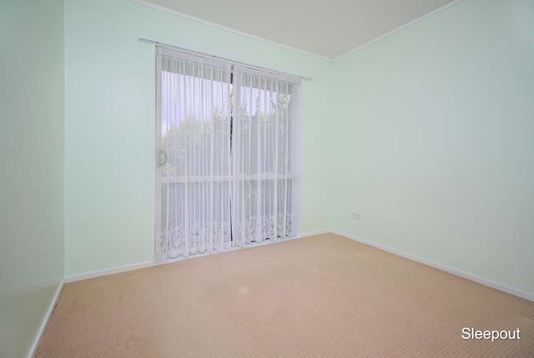 9 Palm Court Drive Glen Eden_16