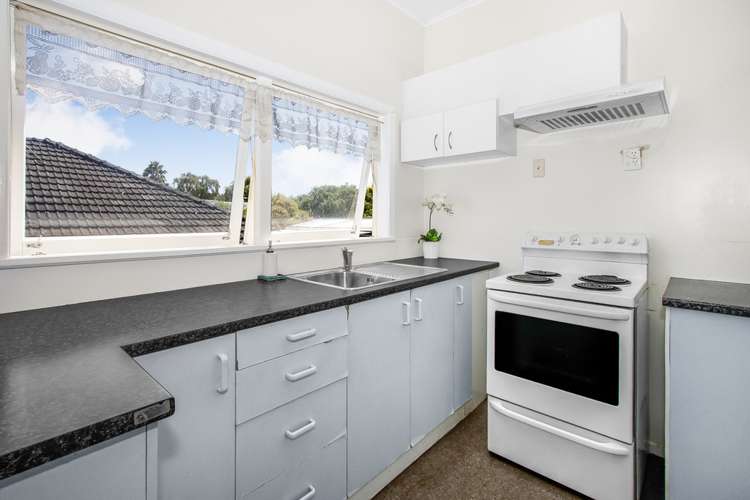 12 Tahi Terrace Glen Eden_13