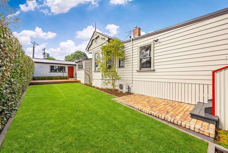 17 Blockhouse Bay Road Avondale_12