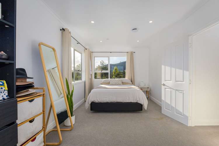 306 West Coast Road_5