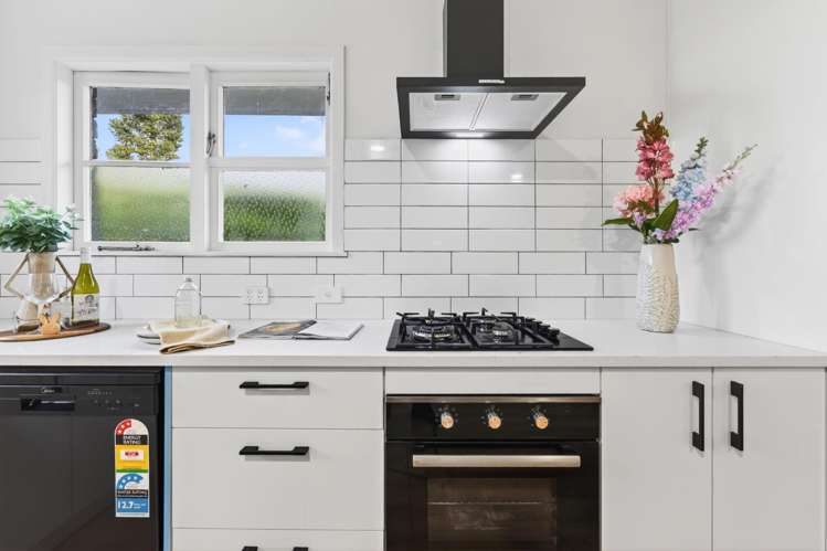 16 Fenwick Crescent Hillcrest_19