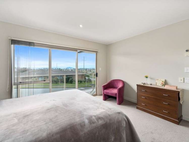 2 Linden Place Westbrook_12