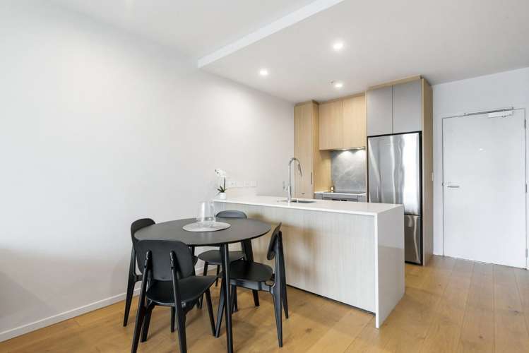 112/9 Madeira Lane Grafton_3