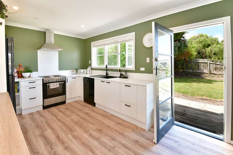 25 Downer Street Helensville_6