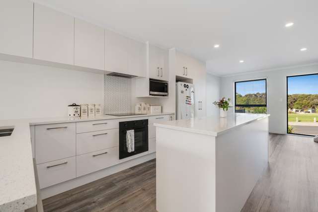 21 Ringi Lane Orewa_2