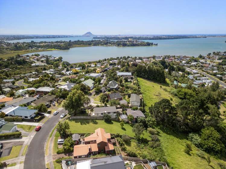 24 Philomel Crest Welcome Bay_4