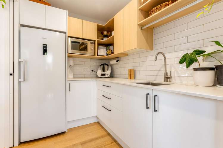 86 Field Street Silverstream_12