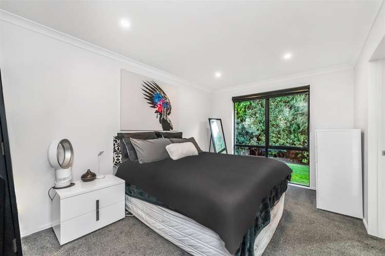 1/11 Teal Close Woolston_12