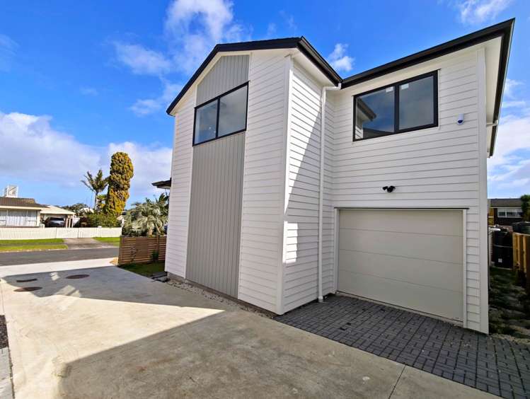 16B Balgowan Terrace Conifer Grove_1