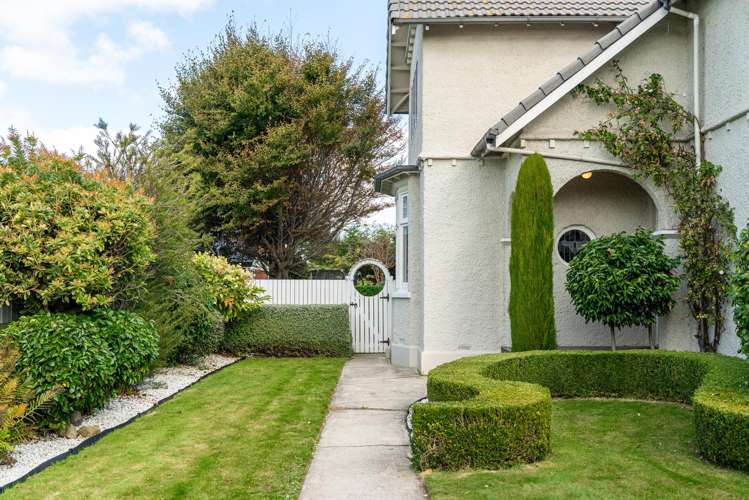 247 Herbert Street Windsor_32