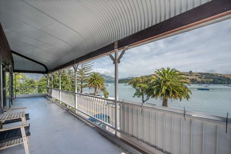 55 Beach Road Akaroa_14