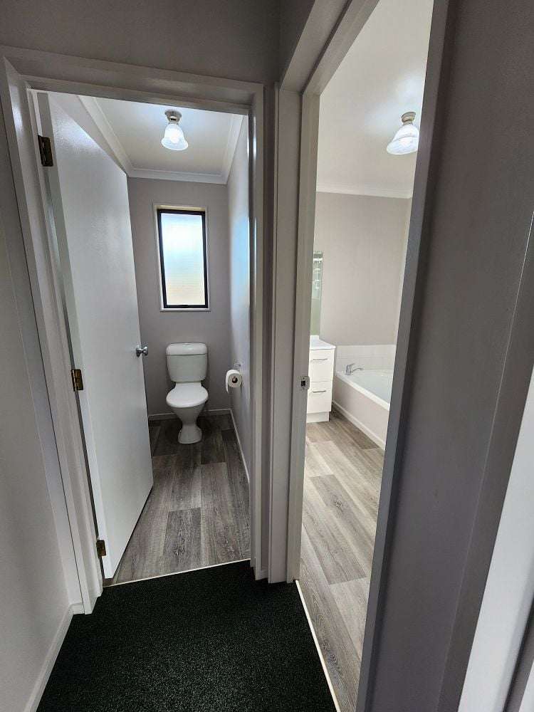 34 Farnborough Drive Nawton_8