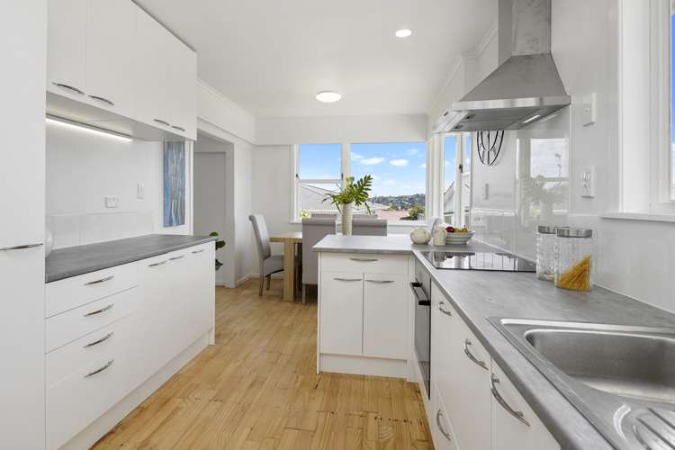 19 Fairclough Road Beach Haven_5