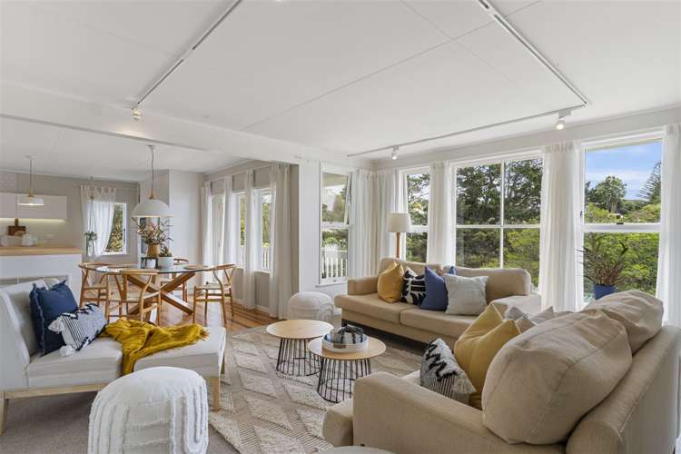 77 Taurus Crescent Beach Haven_7