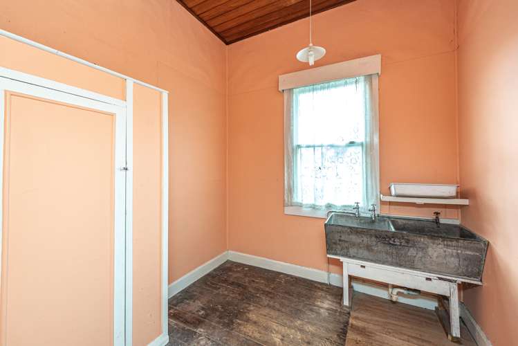 66 Glasgow Street Wanganui Central_17