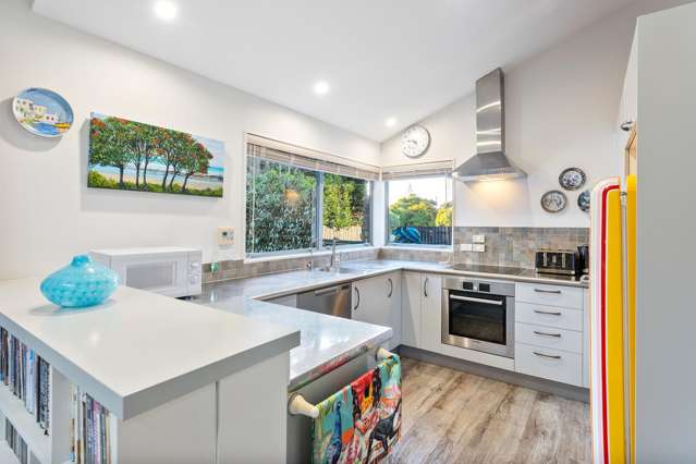 82 Te Moana Road Waikanae Beach_2