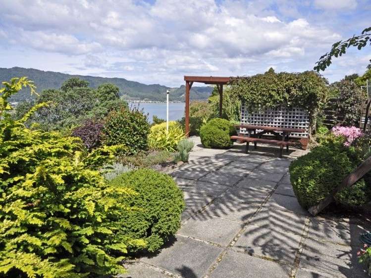 9 Pine Grove Tairua_14