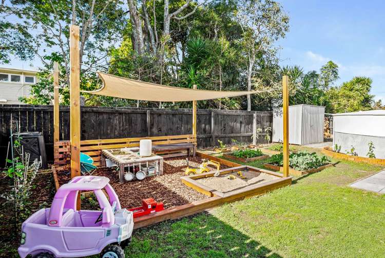 15 Edward Street Riverhead_13