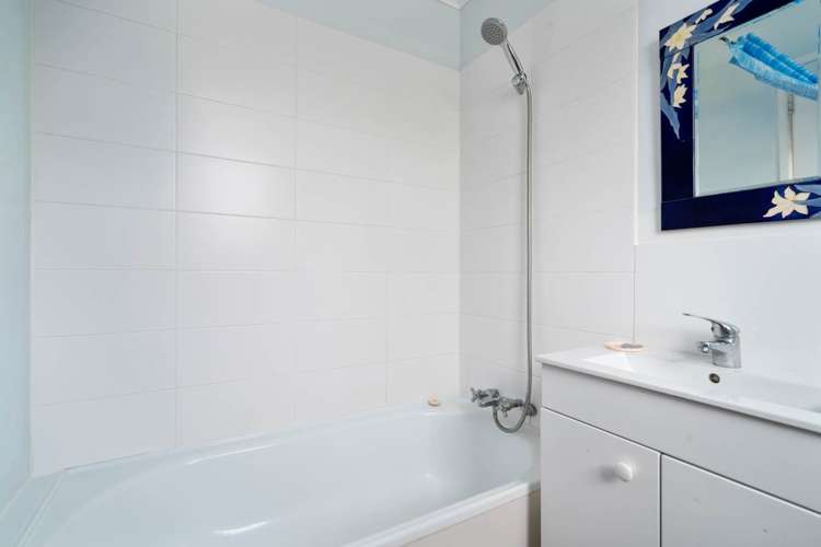 2/38 Stamford Park Road Mount Roskill_10