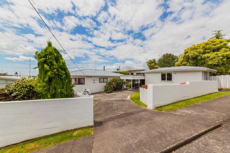 20 Waimumu Road Massey_17