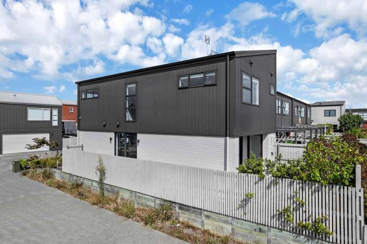 16 Paterae Lane Flat Bush_26