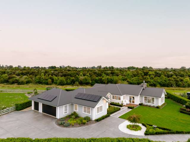 25 Alan Livingston Drive Cambridge_1