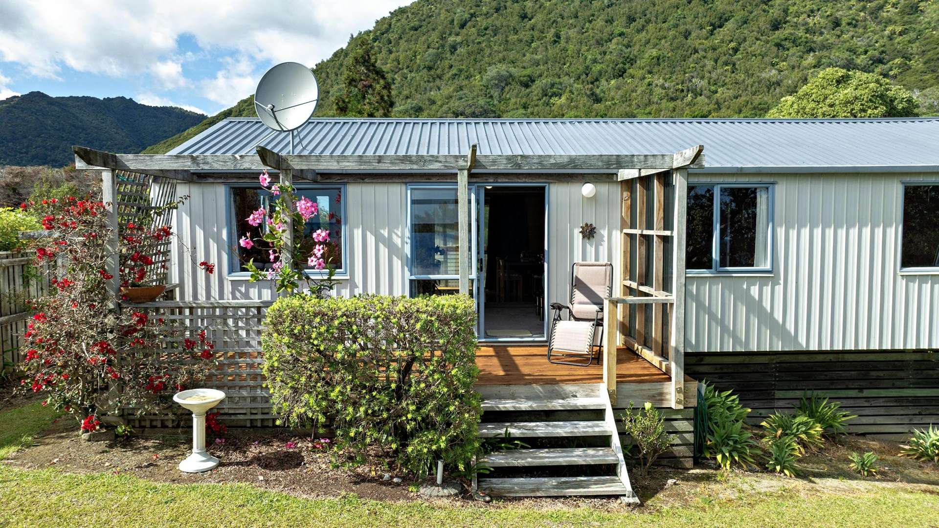 8362 State Highway 35 Whanarua Bay_0