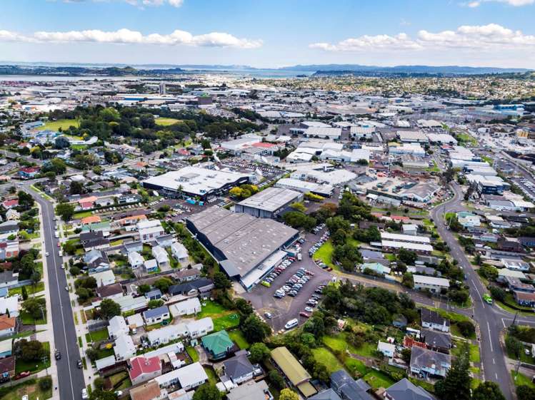 Studio 3/16 Leonard Road Mt Wellington_5