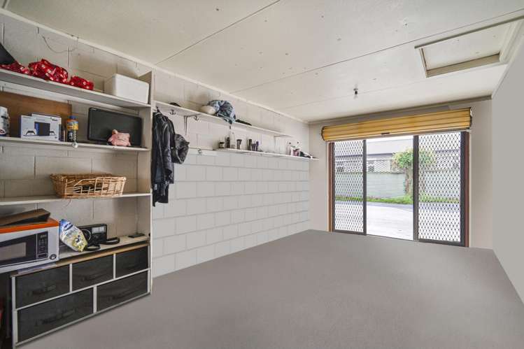 2/1017 Tomoana Road Mahora_10