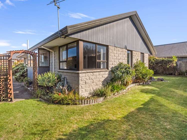 4/51 Neill Street Hornby_20