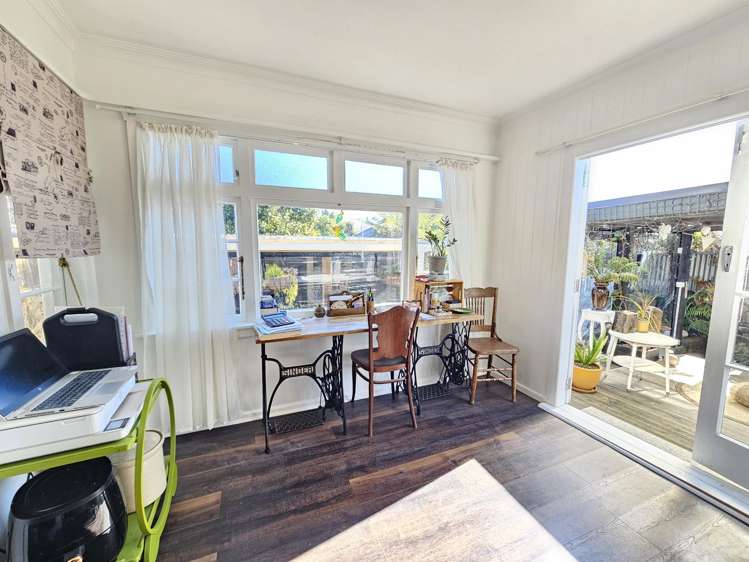 217 Bath Street Levin_10