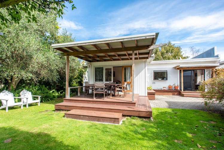 8 Iranui Road Inner Kaiti_21