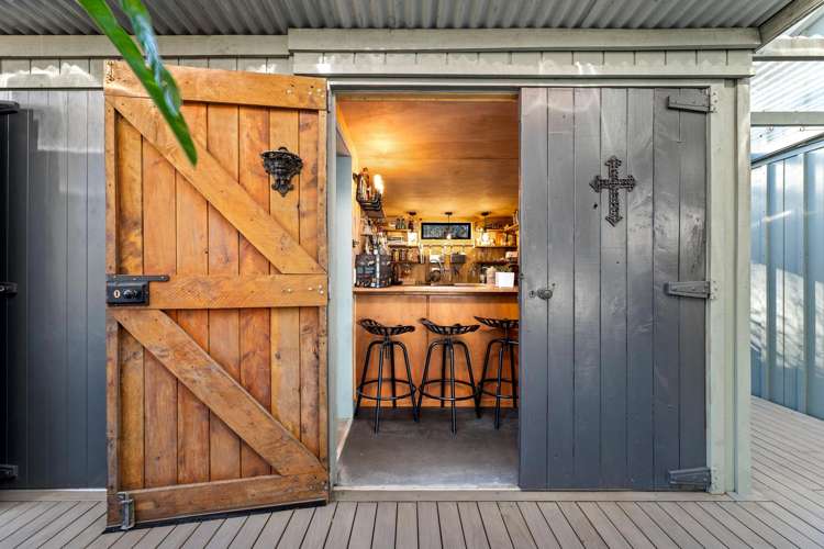 13 Harbour View Road Point Wells_19