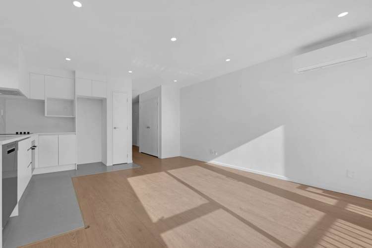 201/318 Wairau Road Glenfield_6