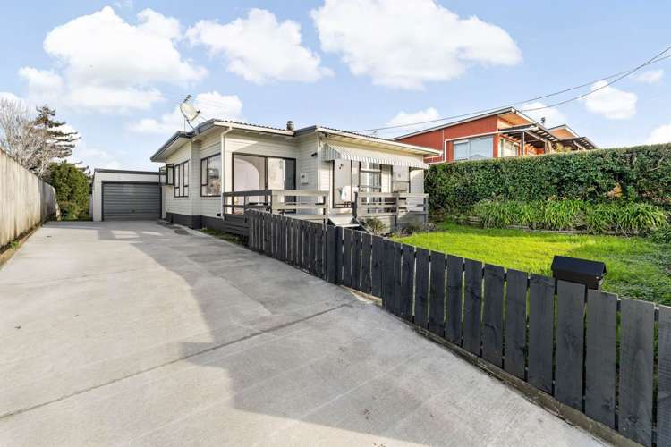 11 Totara Road Stanmore Bay_7
