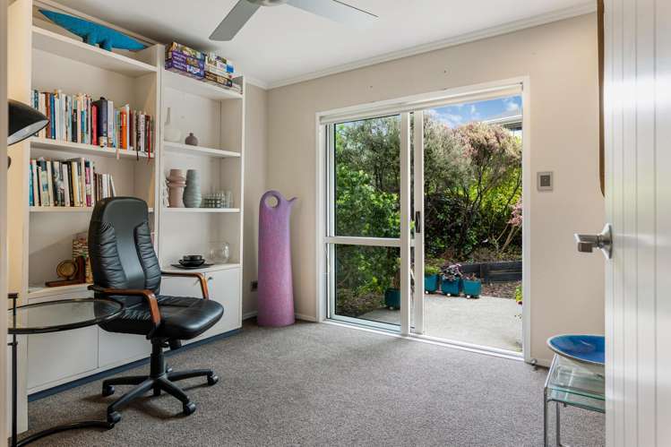 2 Bella Vista Drive Gulf Harbour_14