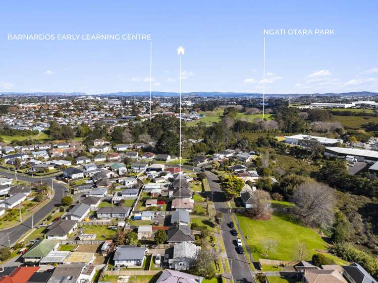 16 Antrim Crescent Otara_29